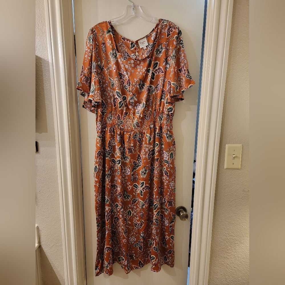 Stassi Floral Midi Dress